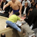 「天は自ら助くる者を助く」