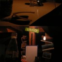屋根の真下