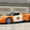 エンツォフェラーリのタクシー