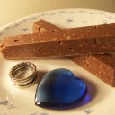おやつはROYCEのNutty Bars