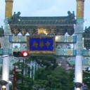 街へ繰り出します