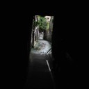 小さな小道　close