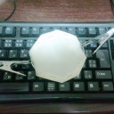 スポットライトのシェードを作る。