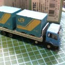 平荷台／コンテナ兼用トラック