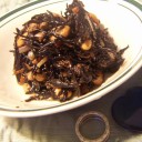 ＠＄％＆＠＄％＆　朝食♪こってり♪　ひじきの煮物とわかめ・はくさいたっぷり角の煮豚ラーメン♪　＠＄％＆＠＄％＆