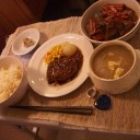 ♡§§♡　　Фф　　♡§§♡　　じゅわっとハンバーグ／麻婆茄子人参／わさび漬け／コンソメたまごスープ　♡§§♡　　Фф　　♡§§♡
