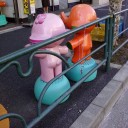 鉄鎖拘束男女屋外放置