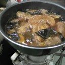 新春！雨乞い大会開催中　“ストーブは冬の食生活の必需品”　の巻