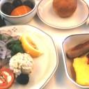 ゴハン食べ　…機内食編