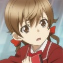 じっと息を殺して　気配悟られないように