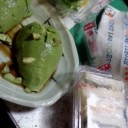 夕御飯はアボカドとサラダ。
