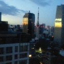 東京の夜明け
