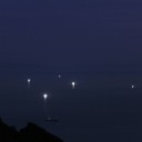 海峡に浮かぶ星