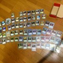 床にカードを広げる