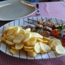 名も知らぬ町でお昼ご飯