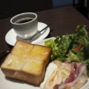 朝食中
