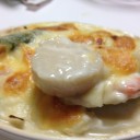 仕事疲れた・・・。今日は流石に料理やめるか。あれ？刺身用のホタテが半額か