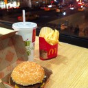 ＮＹのマクドナルド、韓国人客「居座り」状態で警察沙汰