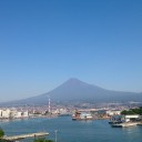 結局食べる。