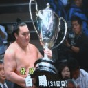 白鵬、千代の富士と並ぶ31度目Ｖ　大相撲秋場所