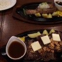 肉を喰らう