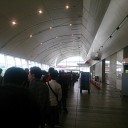 で、出たーwwwwwwwww平日の朝っぱらからプレイマット購入のために並奴wwwwwwwww