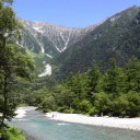 上高地は綺麗で涼しい