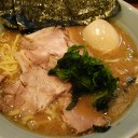 横浜らーめん　寿三家