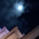 夜小雨　満月の日