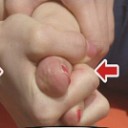 足の指が開かないから・・・　冷え性の原因！！