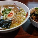 さて今日のお昼何ラーメン食べよう。