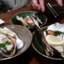 さりげなく牡蠣食いついでにカメックスとは。