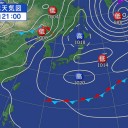 、「架空と現実の区別をした上で、現実に愛想を尽かしてる