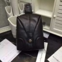 日々の相棒にぴったりFERRAGAMO フェラガモ メンズレザーショルダーバッグ 多機能バッグ
