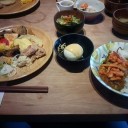 午前中コレットで食事とか午後は面会とか。