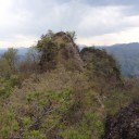 再びの岩櫃山・小さな頂へ