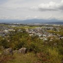 クルミ坂が雨後と草で難所となり上から撤退した。笑い