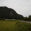 アシナモリウジ岩崎城　の岩壁