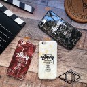 毎日使うスマホケースだから、上品なブランド品を選ぶ