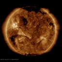 来月初めの太陽黒点地球方面への回り込みで、M級爆発はありそう。　（未JUMP）