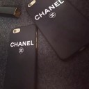 今月のオススメCHANELアイフォンX/8Plus/7ケース
