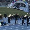 青空の下で