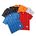 シュプリームtシャツ 夏物 ブランド オシャレ 半袖とシャネルサングラスのコーデが最高！