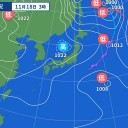 【山林火災で汚染地の煙】／台風27号（トラジー）発生。／太陽に長大コロナホール発生中。　　（中OTL）
