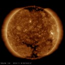 【 Ｍ ６ ．７ 】 FIJI ／【突然、コロナホールが消えた。】／何が起こっているのかな？／いつもの前線とは少し違った突風が吹いているようだ。　（中JUMP）