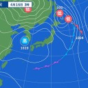 【パリのノートルダム大聖堂で火災】。　（中中津）