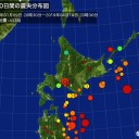 【 旭川～岩見沢 ０．０ ５３ μ 】／【 札幌 ０．０ ４５ ⇔ ０．０ ３６ μ 】（＋ ７ ℃）。　（夜間やっつけ作業中）