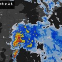 【各地で大雨 官邸が情報連絡室を設置】。　（中中津）