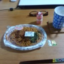 ９時寝の２：４０起き（夢覚えず）♪