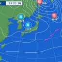 【 桜島 】（噴煙 １５００ ｍ）【連発中】。